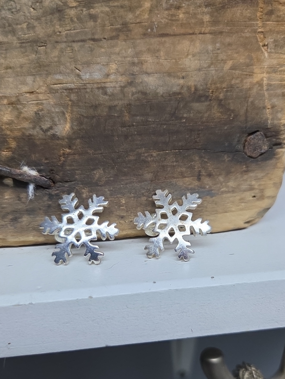 Vintage Silver Tone Snowflake Clip On Earrings Winter Holiday Jewelry
